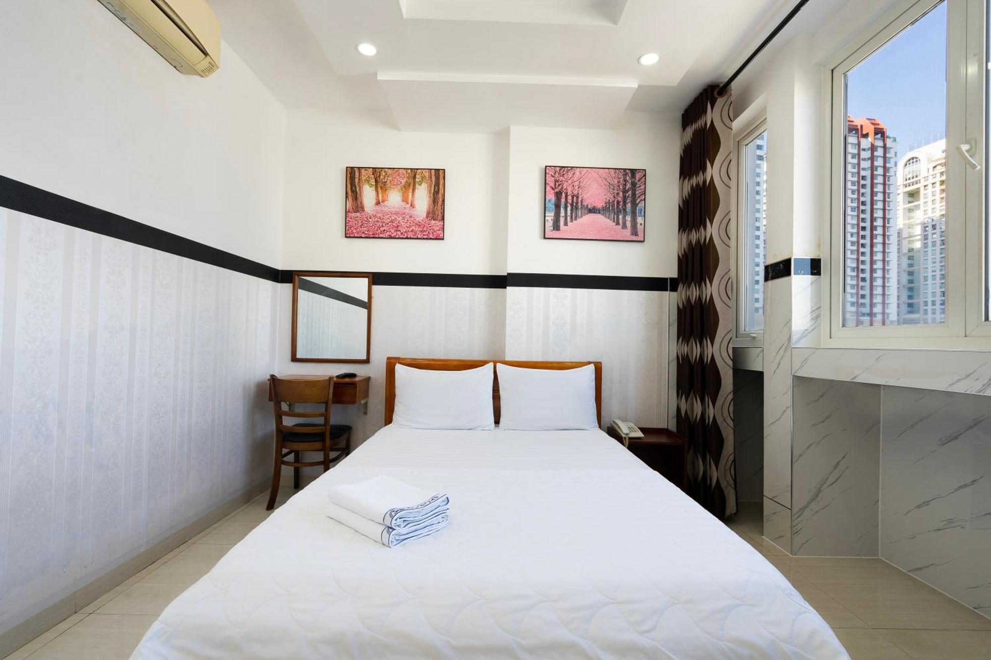 Hotel Lam Son 3 Thang 2 Ho Chi Minh City